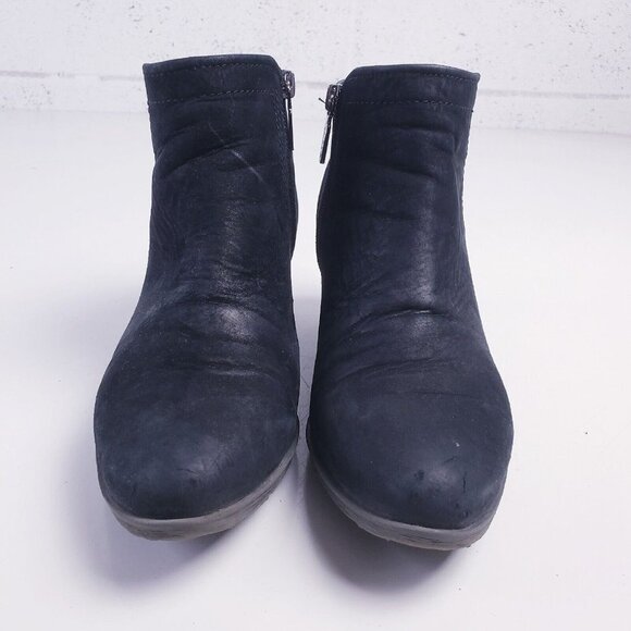 Blondo Womens Samara Waterproof Ankle Booties Black Suede Size 7.5 Side Zip - Picture 3 of 11